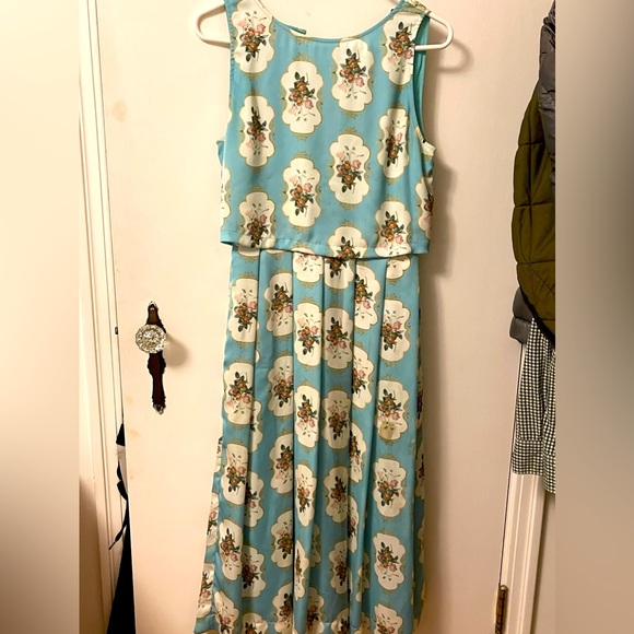 Pankaj & Nidhi midi dress - Picture 1 of 3